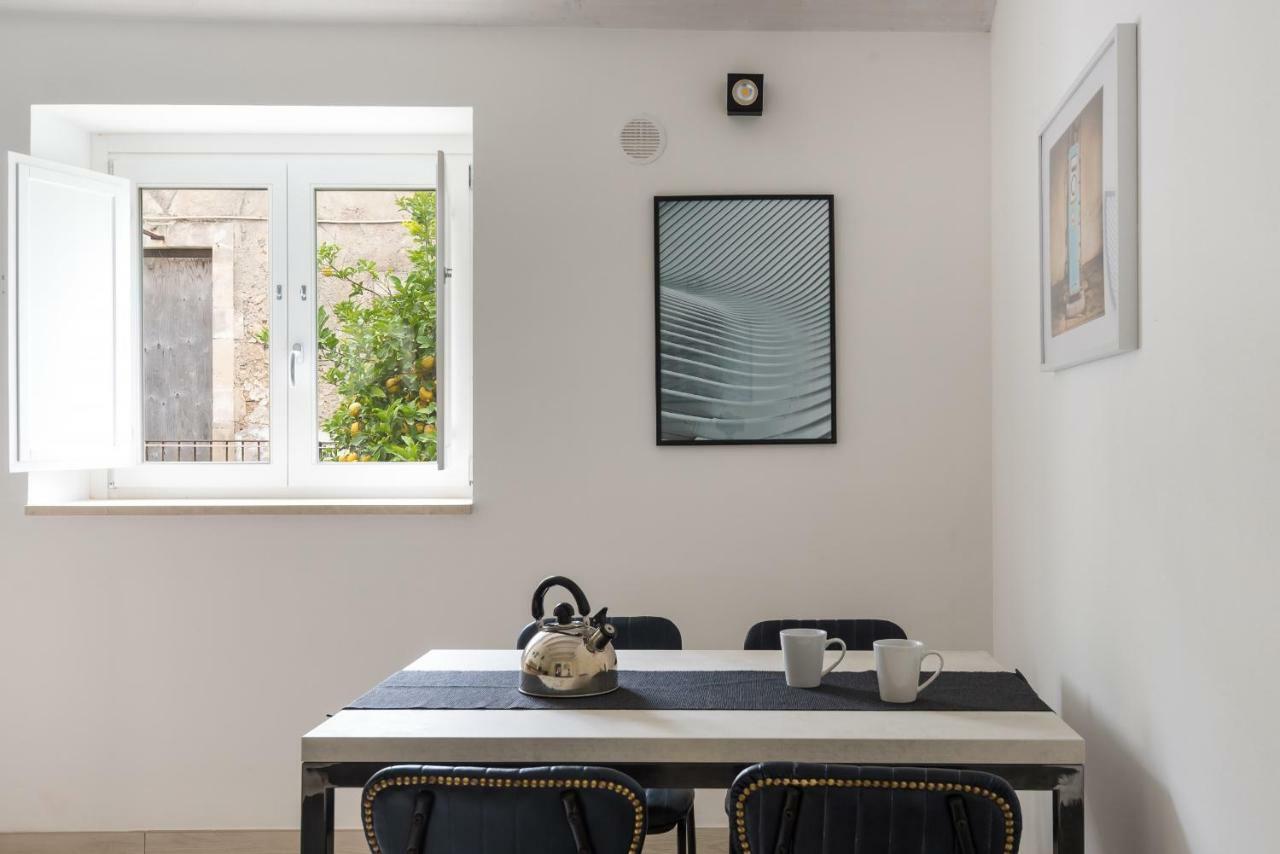 Giudecca Design Homes By Wonderful Italy * Syracuse